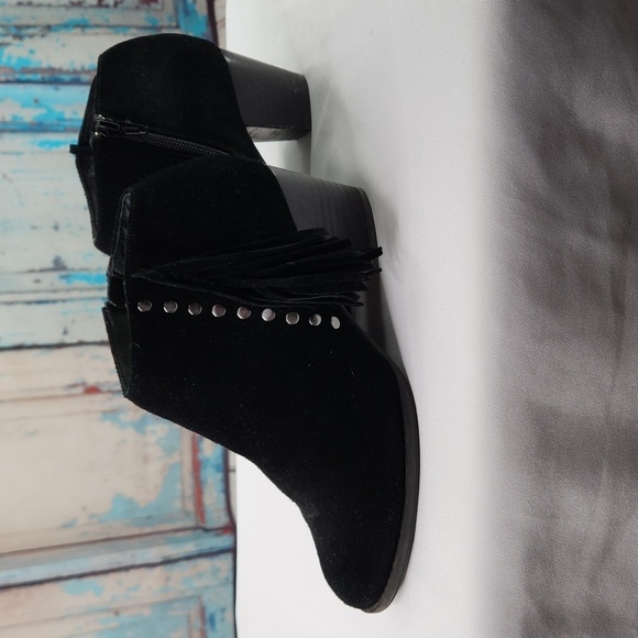 Vionic Upright Faros Fringe Boots - Picture 4 of 7